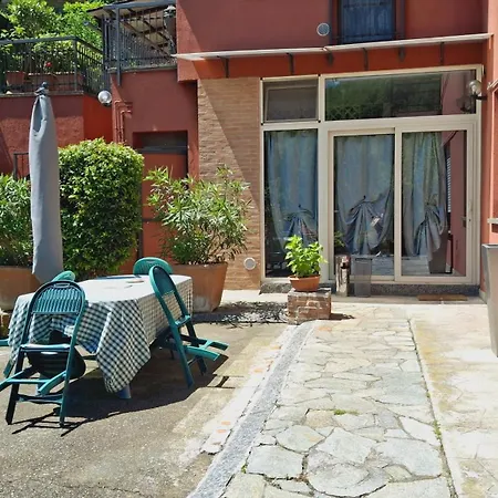 La Casa Di Anastasya Apartment *