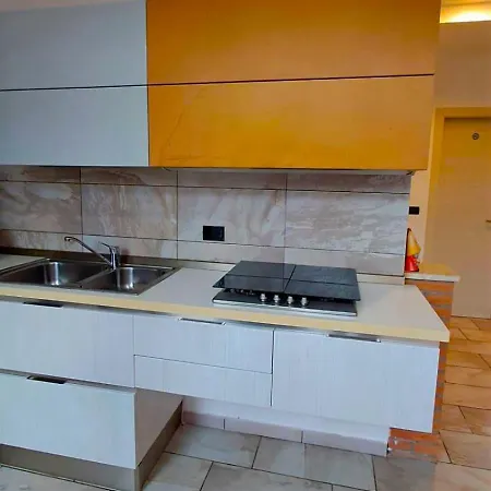 아파트 La Casa Di Anastasya